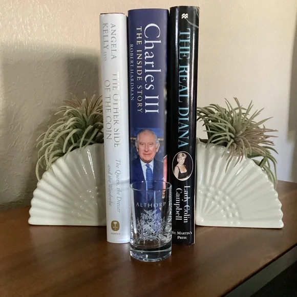 Althorp Charles Spencer 9th Earl Coat Of Arms Souvenir Shot Glass - Picture 6 of 13